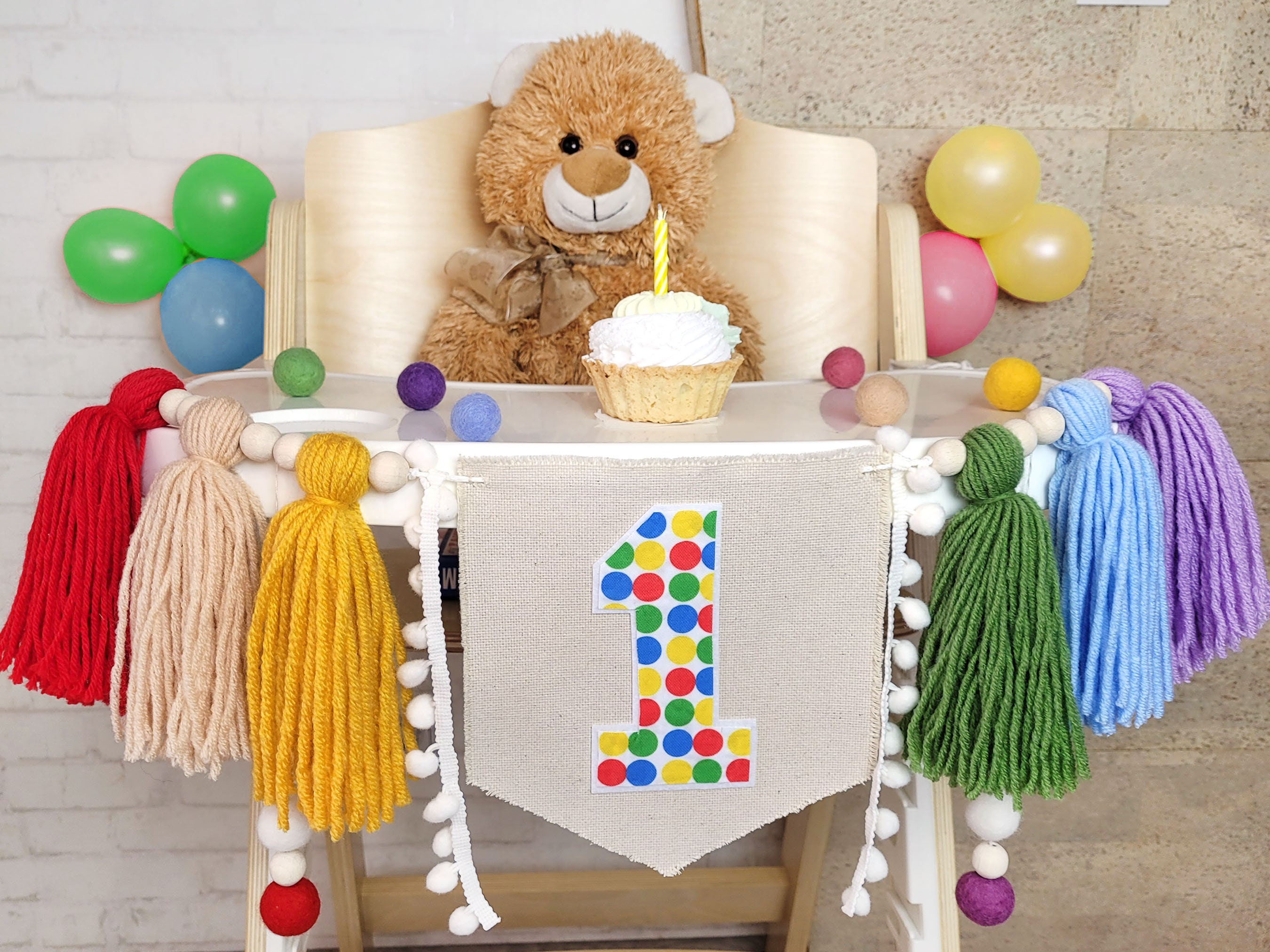 32 Pièces Décoration Anniversaire Rainbow Doll Rainbow-High School Fêtes  Décorations avec Bannière Joyeux Anniversaire Cupcake Toppers et Ballons