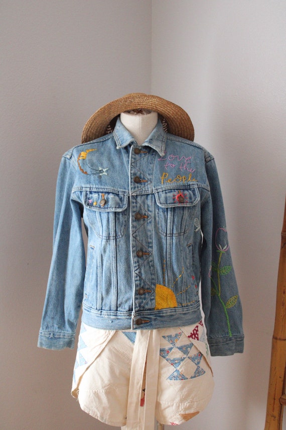 Stunning 70s 80s Wrangler LightWash Crop Small Sun