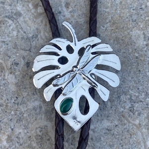 Sterling silver leaf bolo tie, Nature bolo tie, Gemstone bolo tie, Insect bolo tie, Monstera leaf necklace, Green bolo tie, Dragonfly Bolo