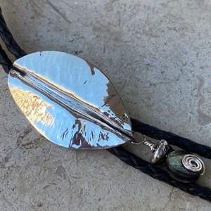 Realistic Sterling Silver Handmade Leaf Bolo Tie, Hammered from silver with an abalone shell pendant droplet, Nature bolo tie, Artisan bolo
