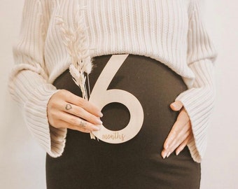 Pregnancy milestone cards - pregnancy announcement - pregnancy tracker - baby announcement - baby shower gift - milestone board