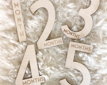 Baby Milestone Cards - Wooden Monthly Baby Photo Prop - Baby Shower Gift -  Milestone Blocks - Wood Milestone Plaque- Milestone Numbers