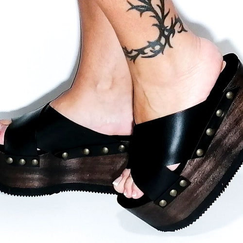 foam platform sandals 90s