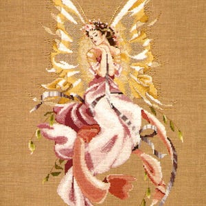 MD38 &quot;Titania Queen Of The Fairies&quot; Mirabilia Chart With MH Beads + Kreinik