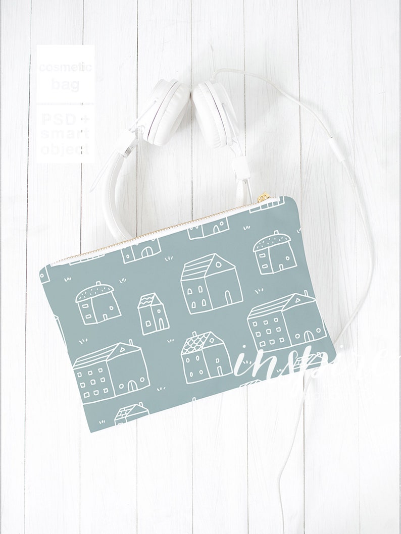 Download Cosmetic Bag Mockup / Add your design / Zippered Canvas | Etsy