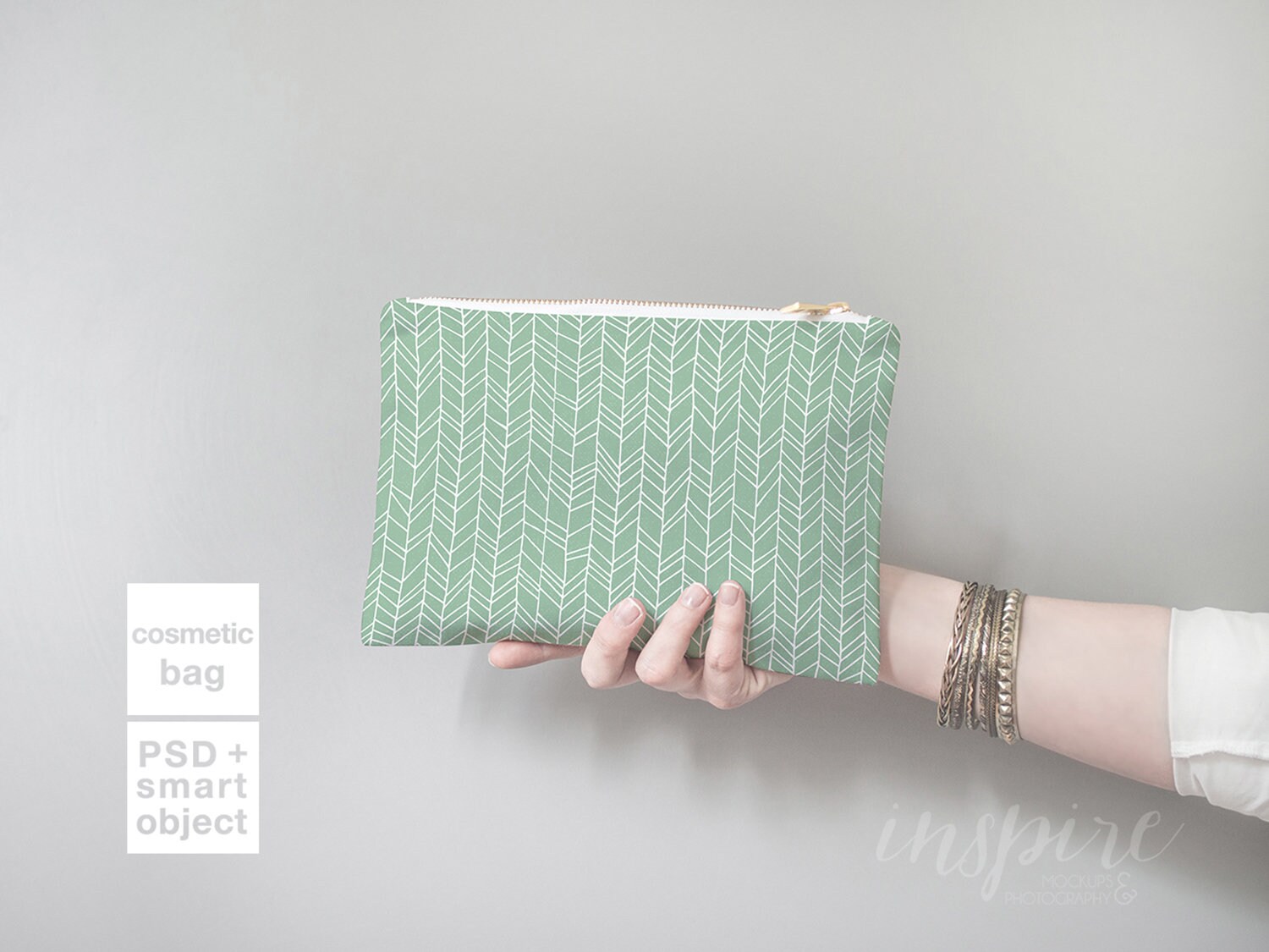 Download Cosmetic Bag Mockup / Add your design / Zippered Canvas | Etsy