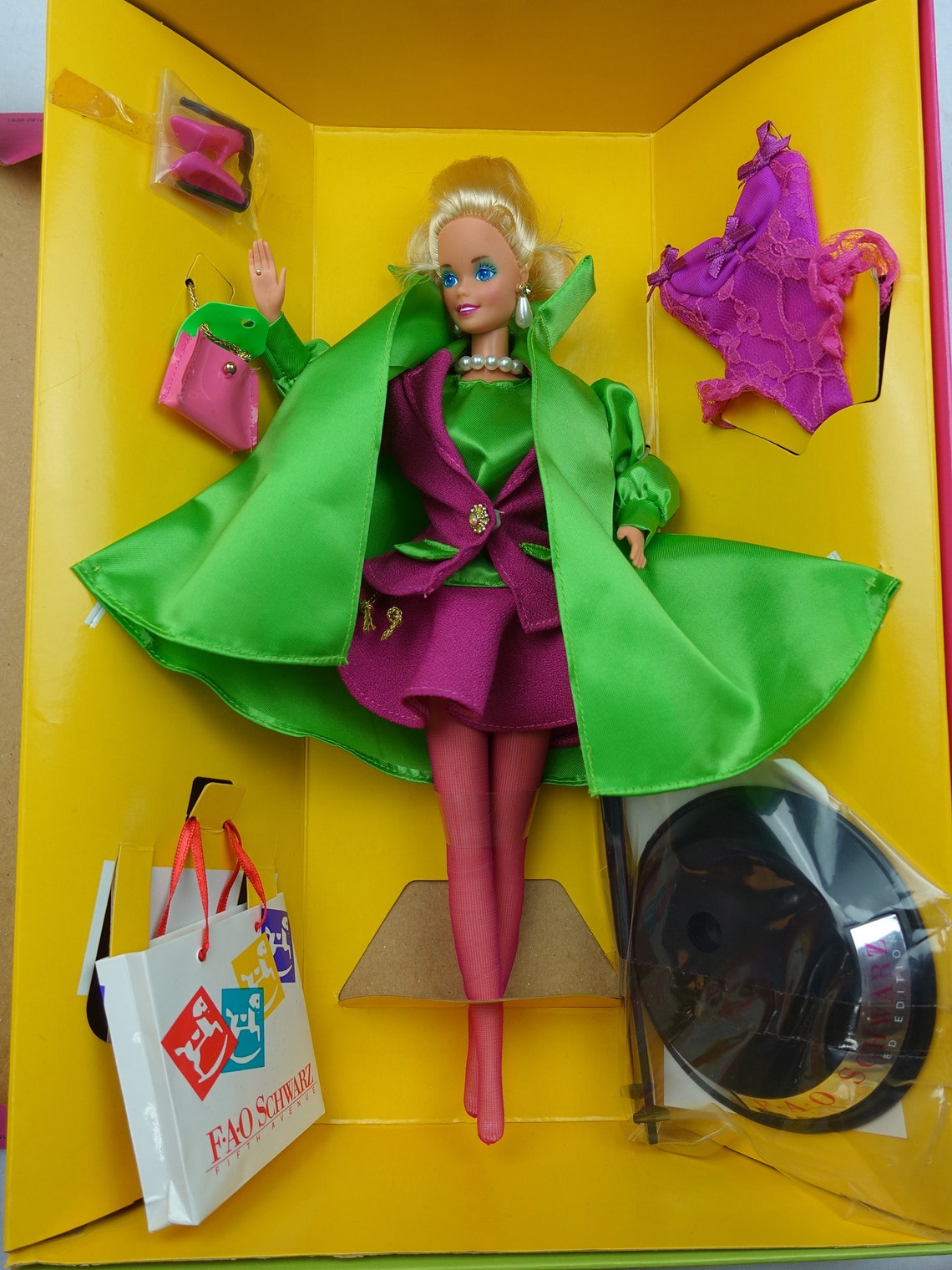 fao schwarz barbie
