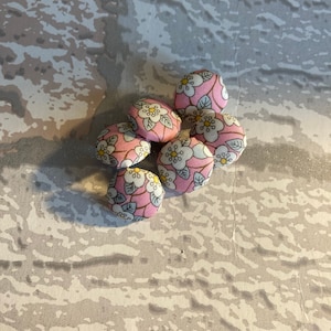 Liberty Print Fabric Buttons / Liberty Buttons
