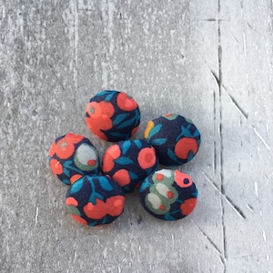 Liberty Print Fabric Buttons / Liberty Buttons / Handmade Buttons