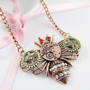 Steampunk Cogs & Gears Queen Bee Charm Pendant Necklace 58cm Copper