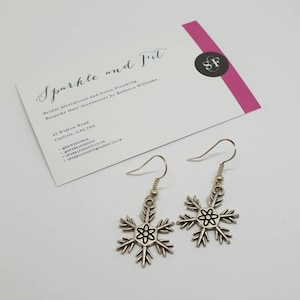 Snowflake Earrings, Christmas Earrings, Christmas Gift, Novelty Earrings, Drop Earrings, Fun Jewellery, Novelty Xmas Jewellery, Snowflakes