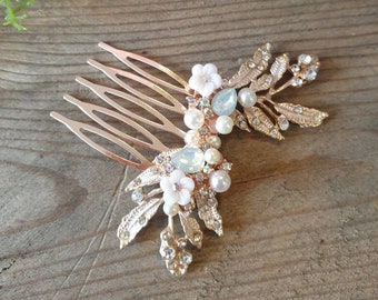 Mini Rose Gold Crystal Floral Comb, Bridal Hair Accessories, Bridesmaid Headpiece with Pearls