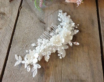 Lace Hair Comb, Hair Flowers, Ivory Hair Accessory, Diamante Headpiece, Bridal Hair Comb, Hair Vine, Bridal Lace Appliques, Wedding Flowers