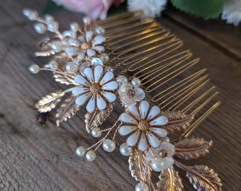 Rose Gold Daisy Bridal Hair Comb: Ivory Pearl Wedding Headpiece