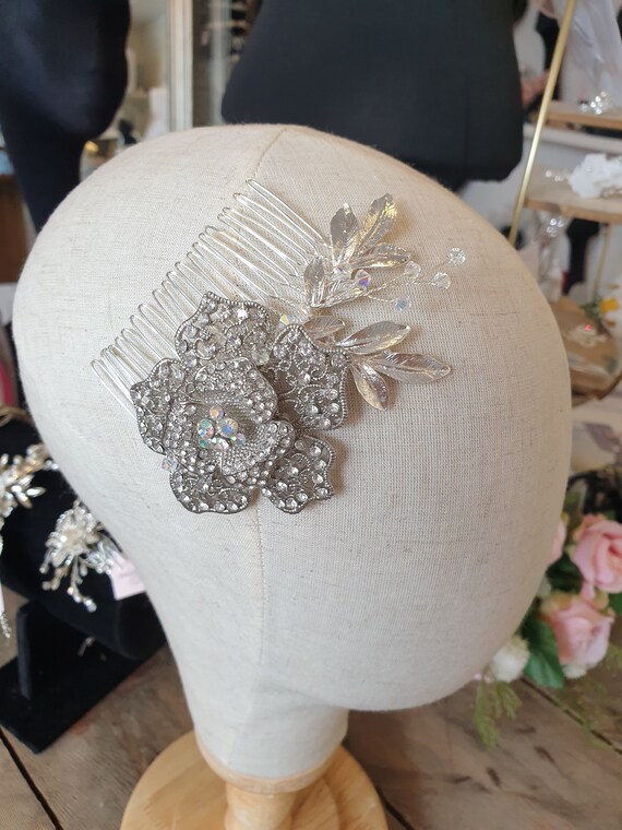 Large Vintage Flower and Leaf Bridal Hair Comb - Etsy display picture 2