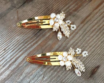Flower Girl Gold Hair Slides with Pearl Flowers and Crystal Detail, Set of 2, Bridesmaids, Flower Girl, Sparkle Hair Clips, Bridal Accessory