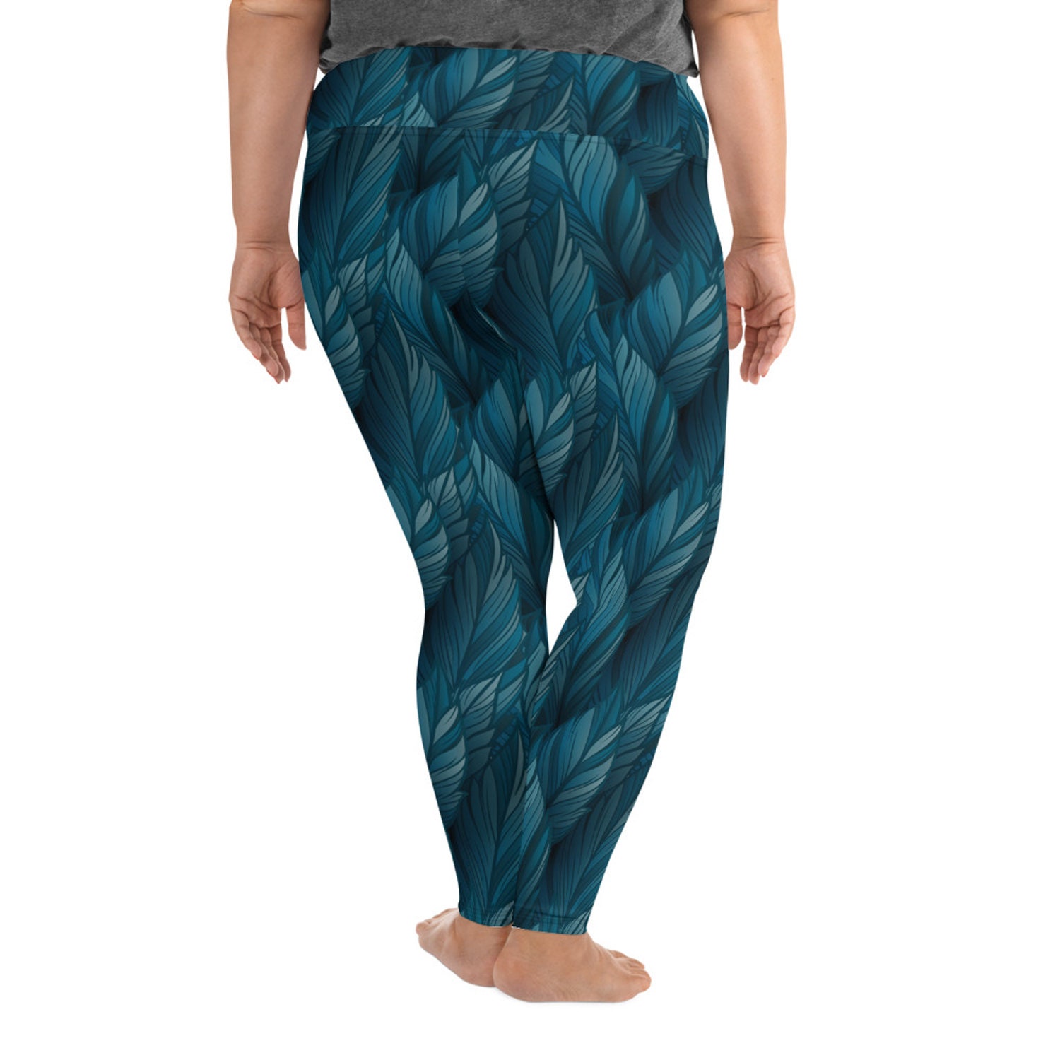 Feathers brand top plus size leggings