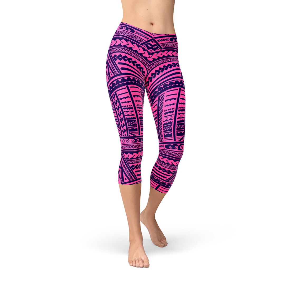 Polynesian Maori Tattoo Capri Leggings main image 1