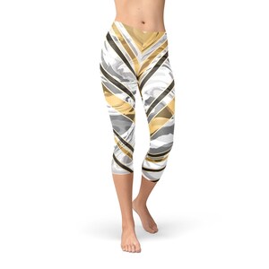 Gold capri leggings outlet