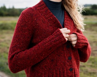 Thick red cardigan hotsell