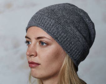 Slouchy beanie in grey, Wool winter hat, Organic winter hat, Knit grey winter hat, Unisex slouch beanie, Unisex hat, Winter apparel,