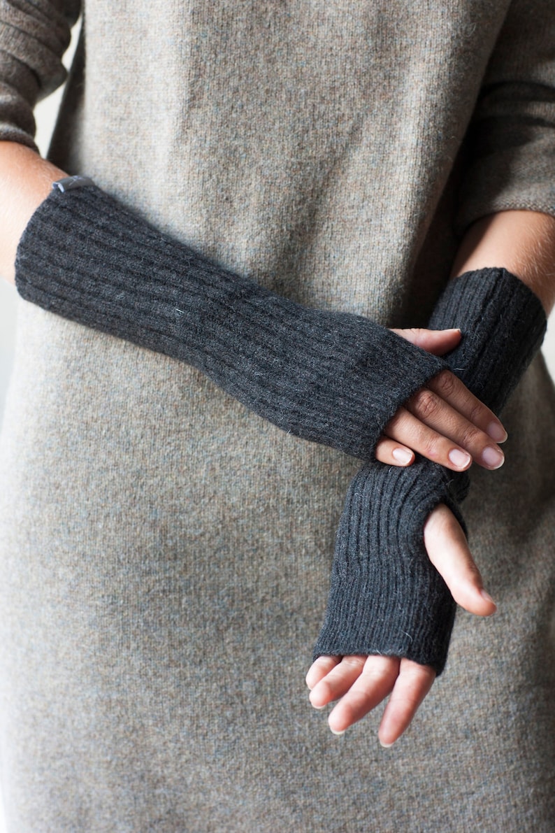 Wrist Warmers Knit Wool Wrist Warmers Lambs Wool Hand Etsy