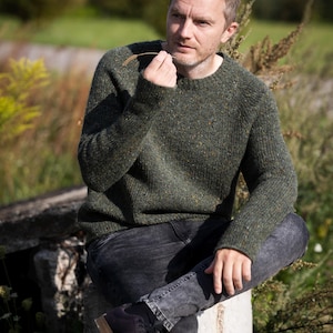 Men&#39;s wool SWEATER, Thick WOOL tweed SWEATER, Gift for him, Basic wool sweater, Knitted wool jumper with thumbholes, Green warm sweater