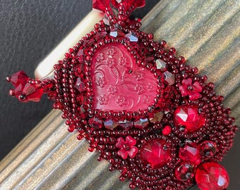 Apple Watch Band - 38-40-41 mm - Women's - Adjustable - "Red Glass Hearts"