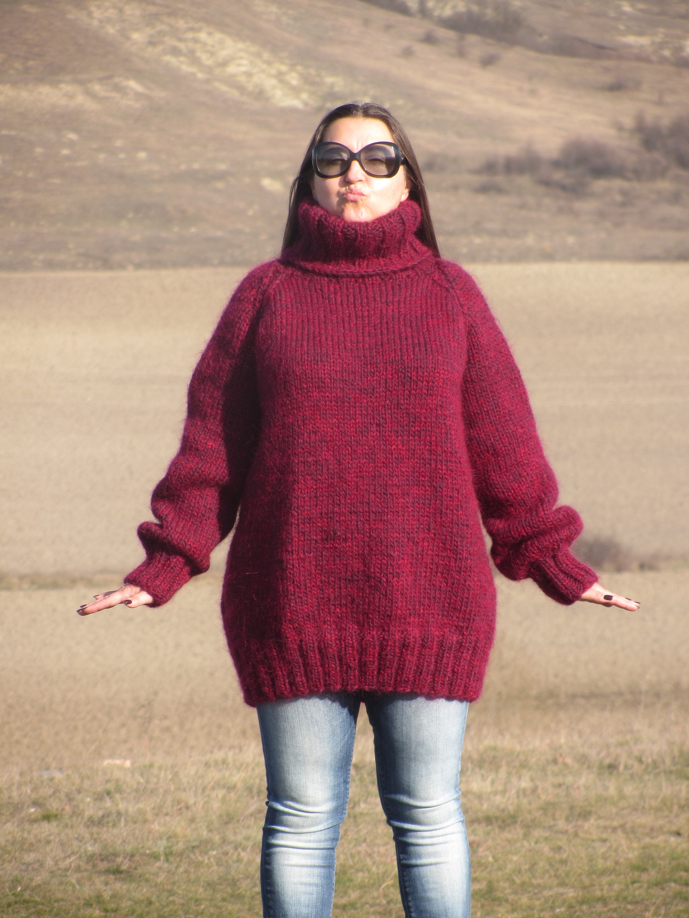 WOOL MOHAIR Hand Knitting Dark Red Pullover Sweater Turtleneck