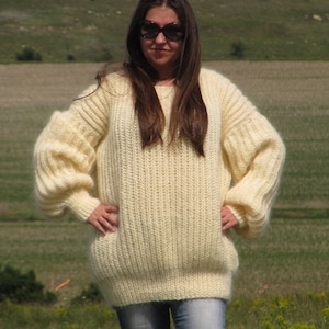 MOHAIR Handgestrickte CREAM Pullover Gerippte Pullover Handmade Soft Flauschig
