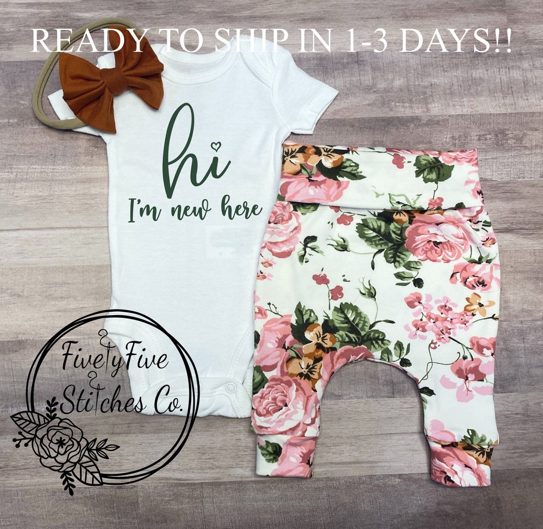 Baby Girl Coming Home Outfit Hi I’m New Here Going Home Outfit Girl ...