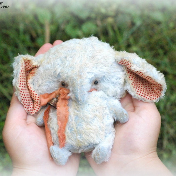 Small Elephant-Artist Teddy Elephant-Miniature Elephant