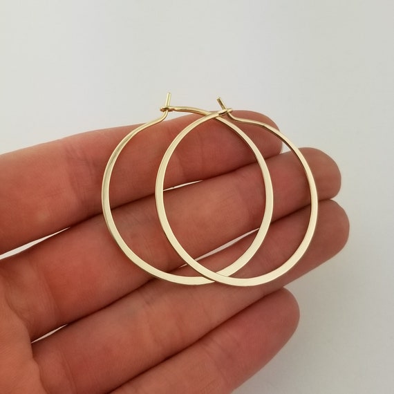 Flat hammered gold hoop earrings deals