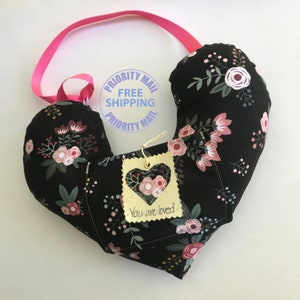 Floral Mastectomy Pillow: Underarm Comfort with Ice Pack Pocket