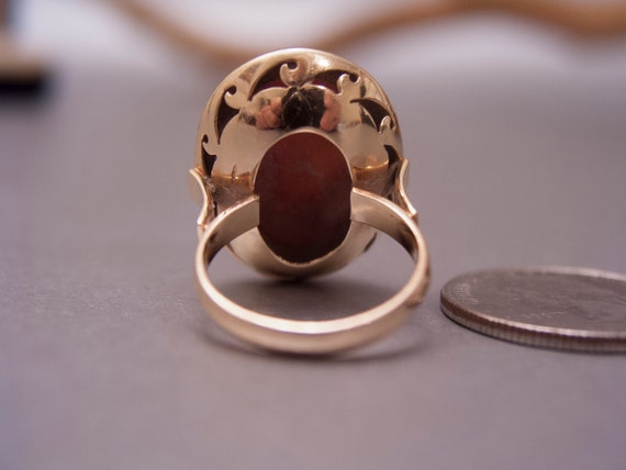 14K Gold Ring with Orange Coral Cabachon - image 8