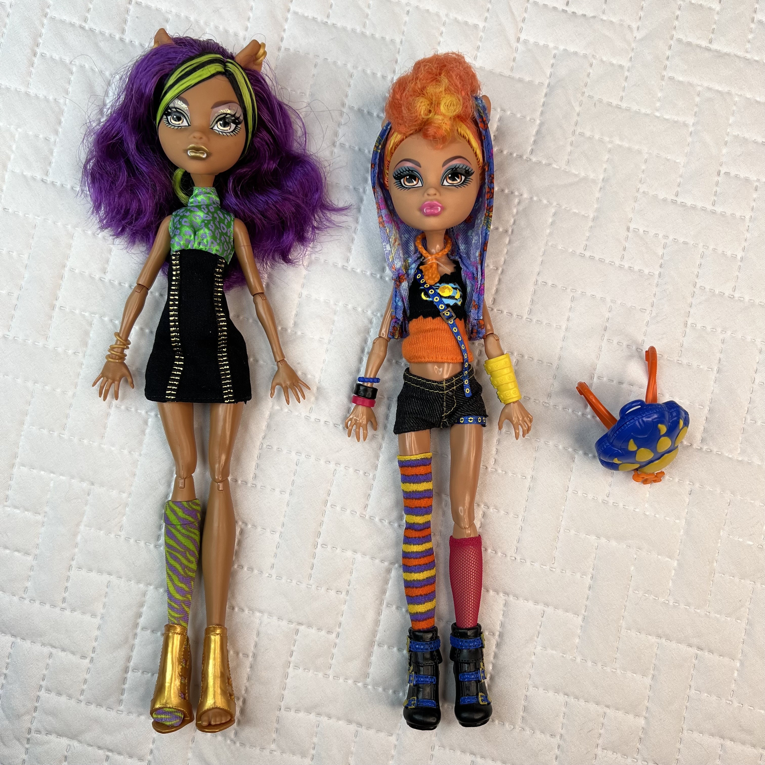 Shop Monster High Original Favorites Clawdeen at Artsy Sister.  Fantasia monster  high, Monster high cosplay, Bonecas monster high