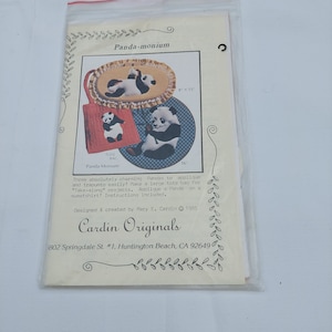 Panda-monium Panda Quilt Wall Hanging Tote Bag Pattern Applique