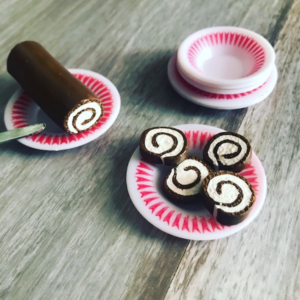 Dollhouse Miniature cake Swiss roll chocolate, dollhouse food, realistic food, LPS props