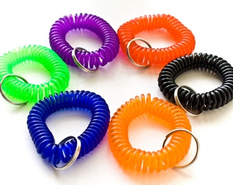 100 Soft Spiral Coil Wristband Keychains: Elastic Key Ring Chain