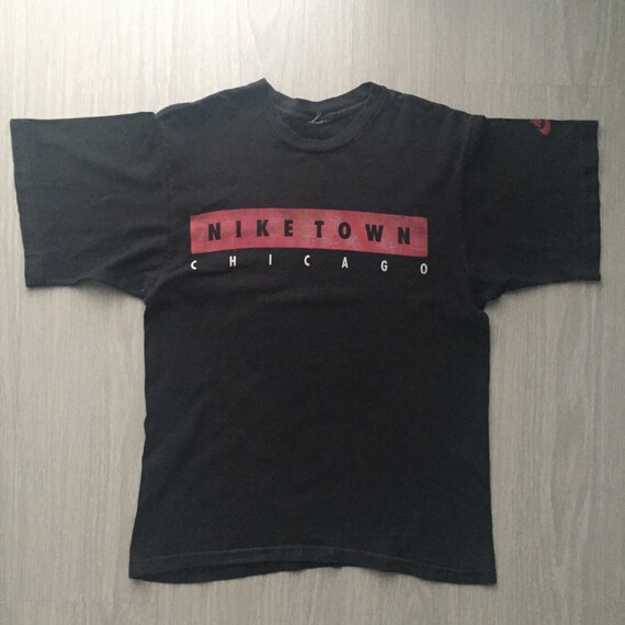 niketown t shirt