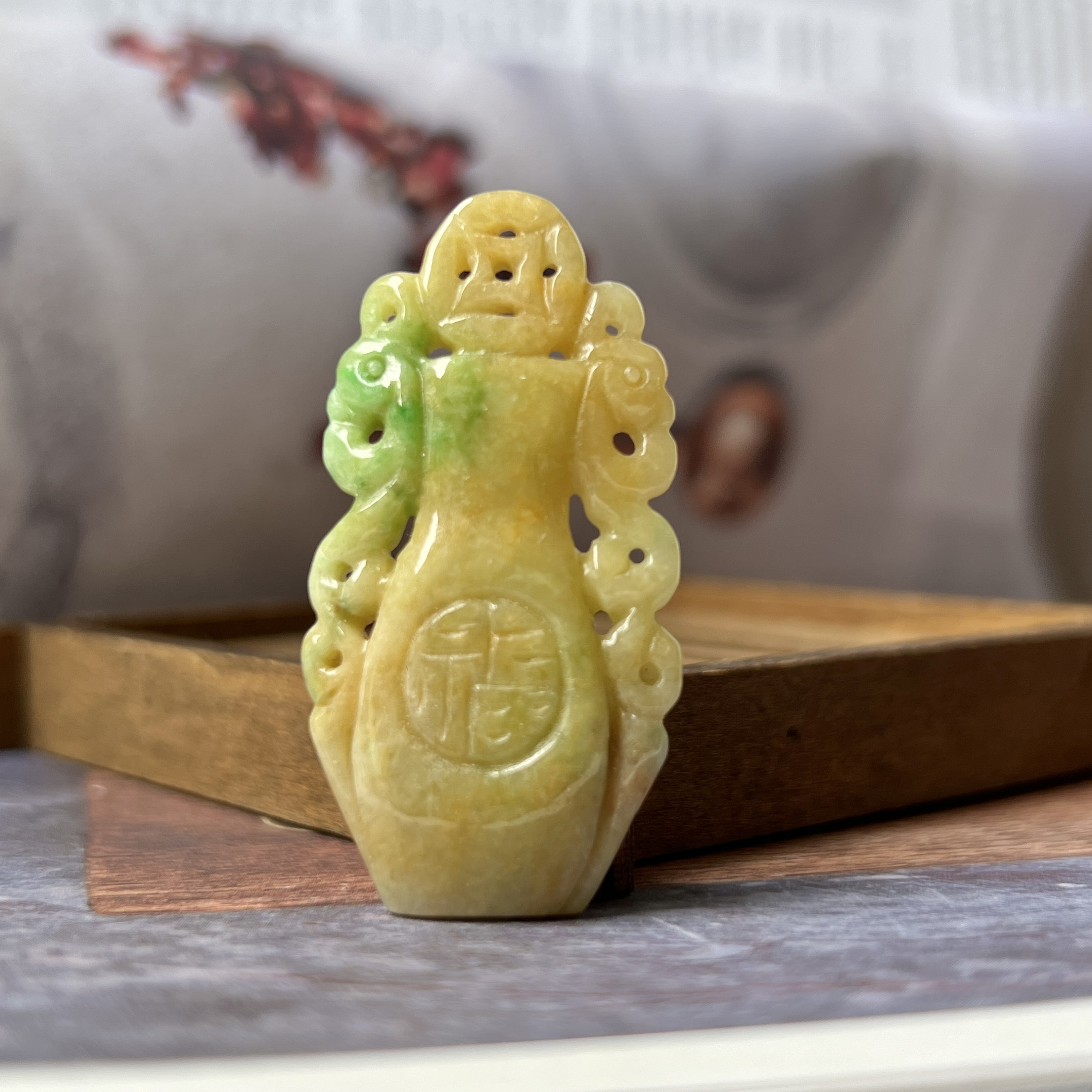 A級天然黄緑翡翠花瓶ペンダント No.170166 - Etsy 日本