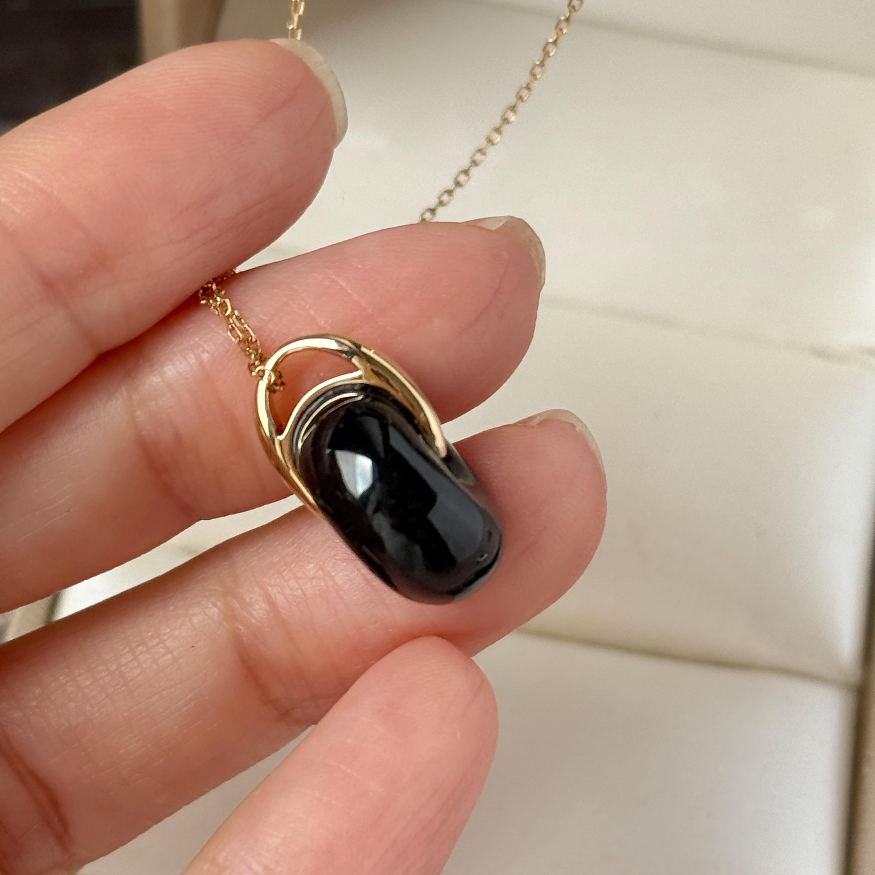 A級天然黒翡翠ベーグルペンダント（ゴールドドロップベイル）No