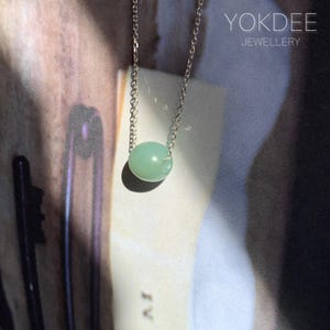 Colgante de barril de jadeíta verde azul natural de grado A n.º 220605, Lulu Tong, colgante de jade simple, colgante de jade delicado, joyería minimalista, regalo