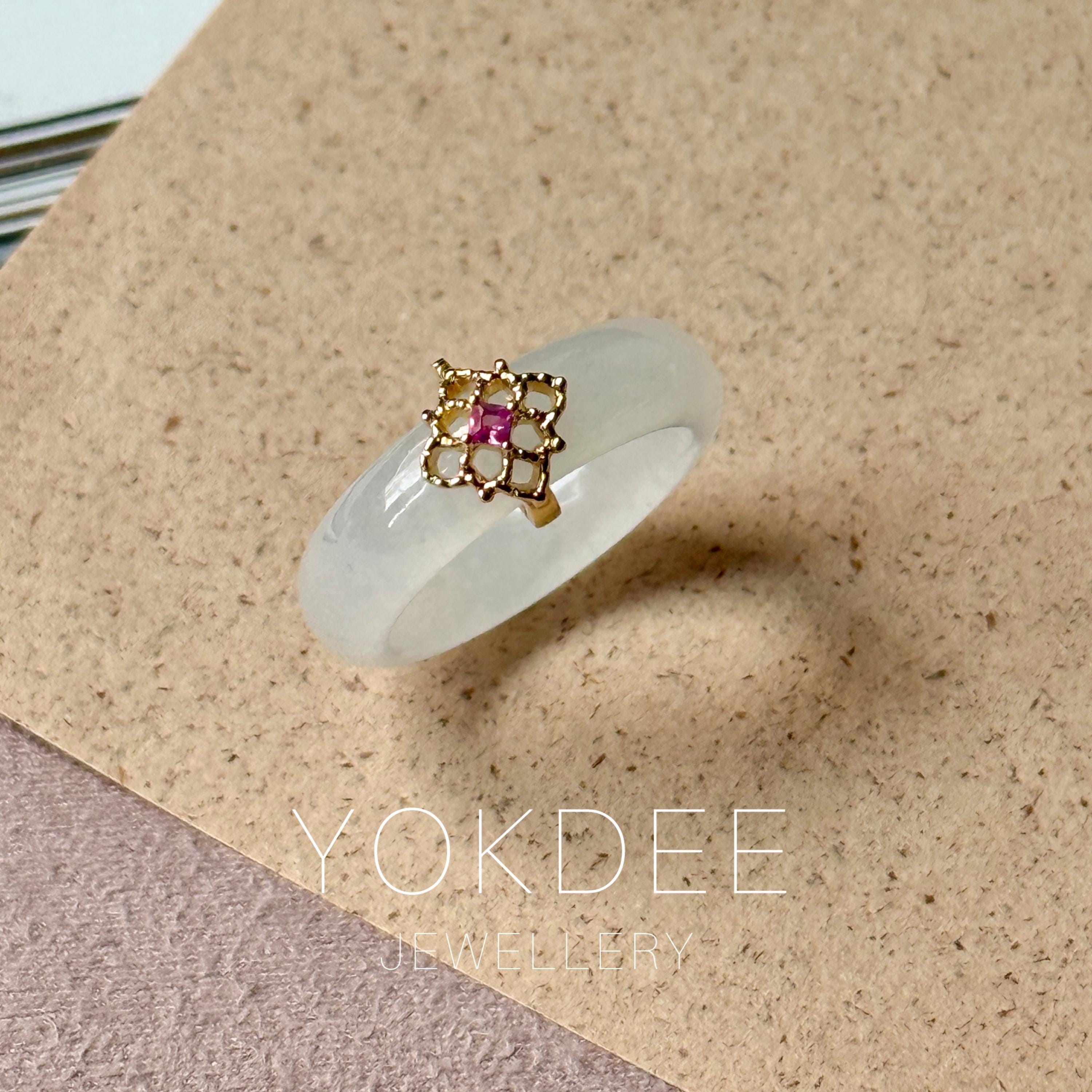 16.7mm Icy A-grade Natural Moonlight Glow White Jadeite Peranakan