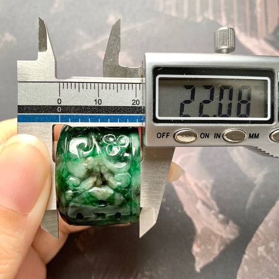 22.3 mm Aグレード天然花柄インペリアルグリーン翡翠フォレストフォ