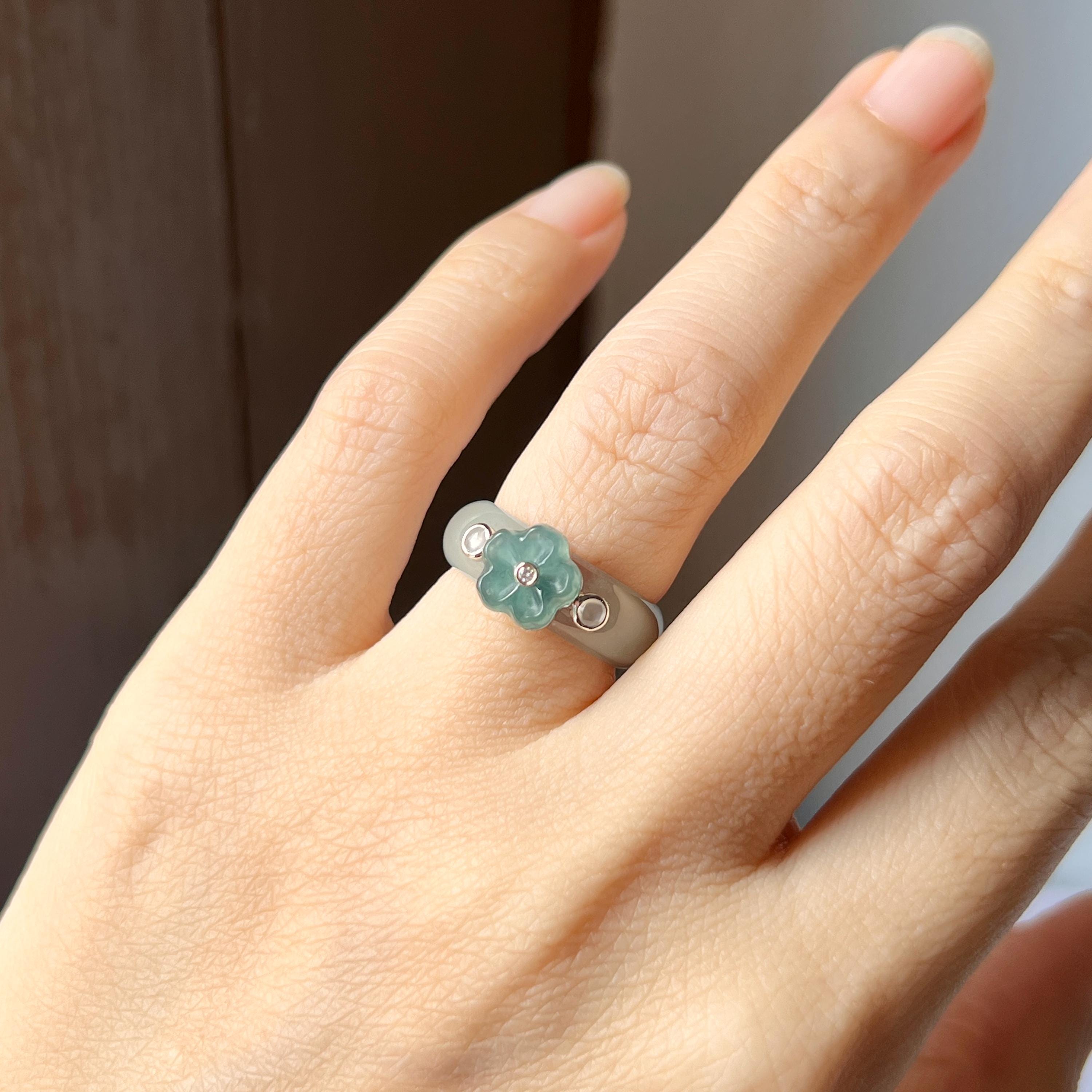 15.6mm A-grade Natural Jadeite Joseon Dynasty Plum Blossom Ring
