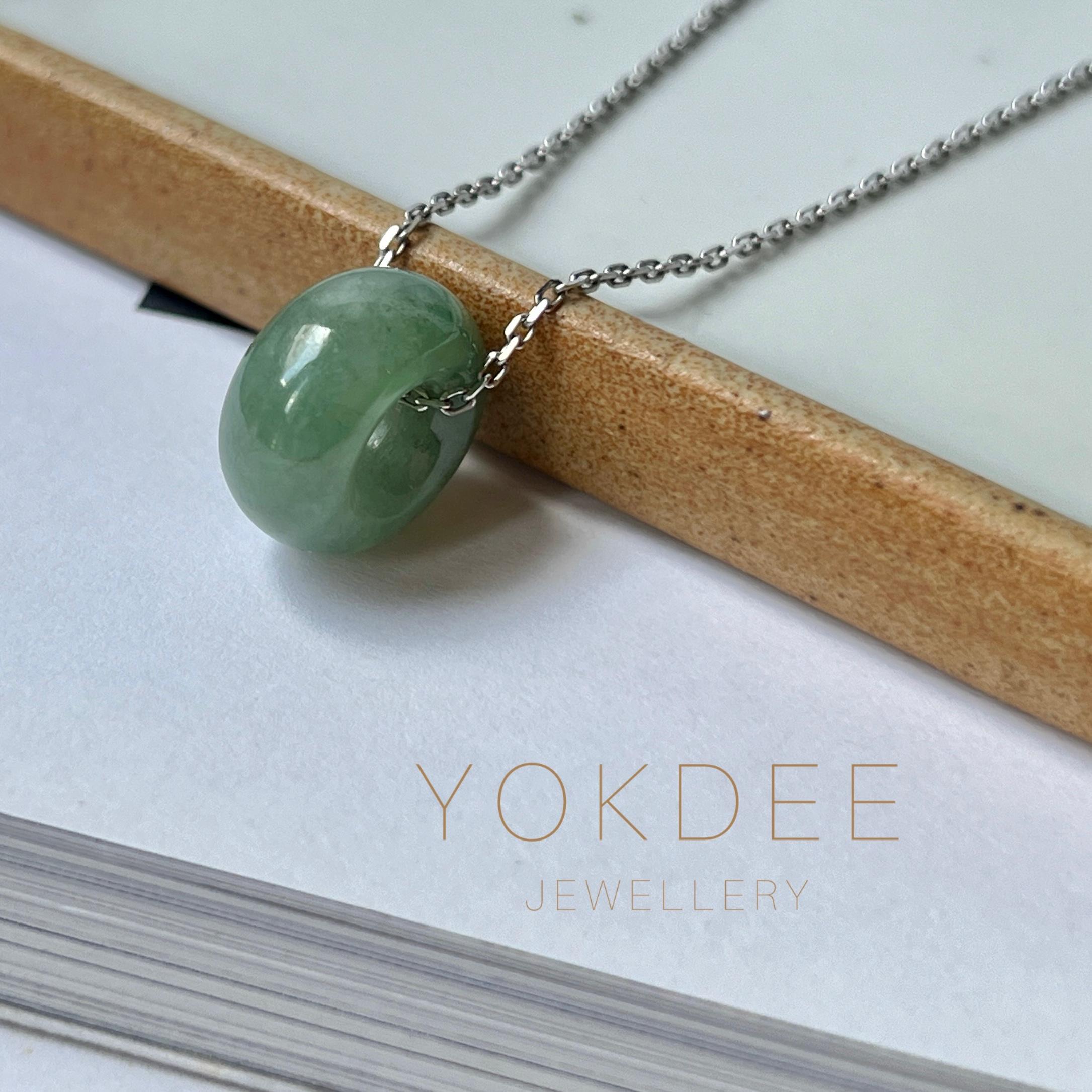 翡翠　ネックレス Aグレード天然青緑色翡翠樽番号172570 - Etsy 日本