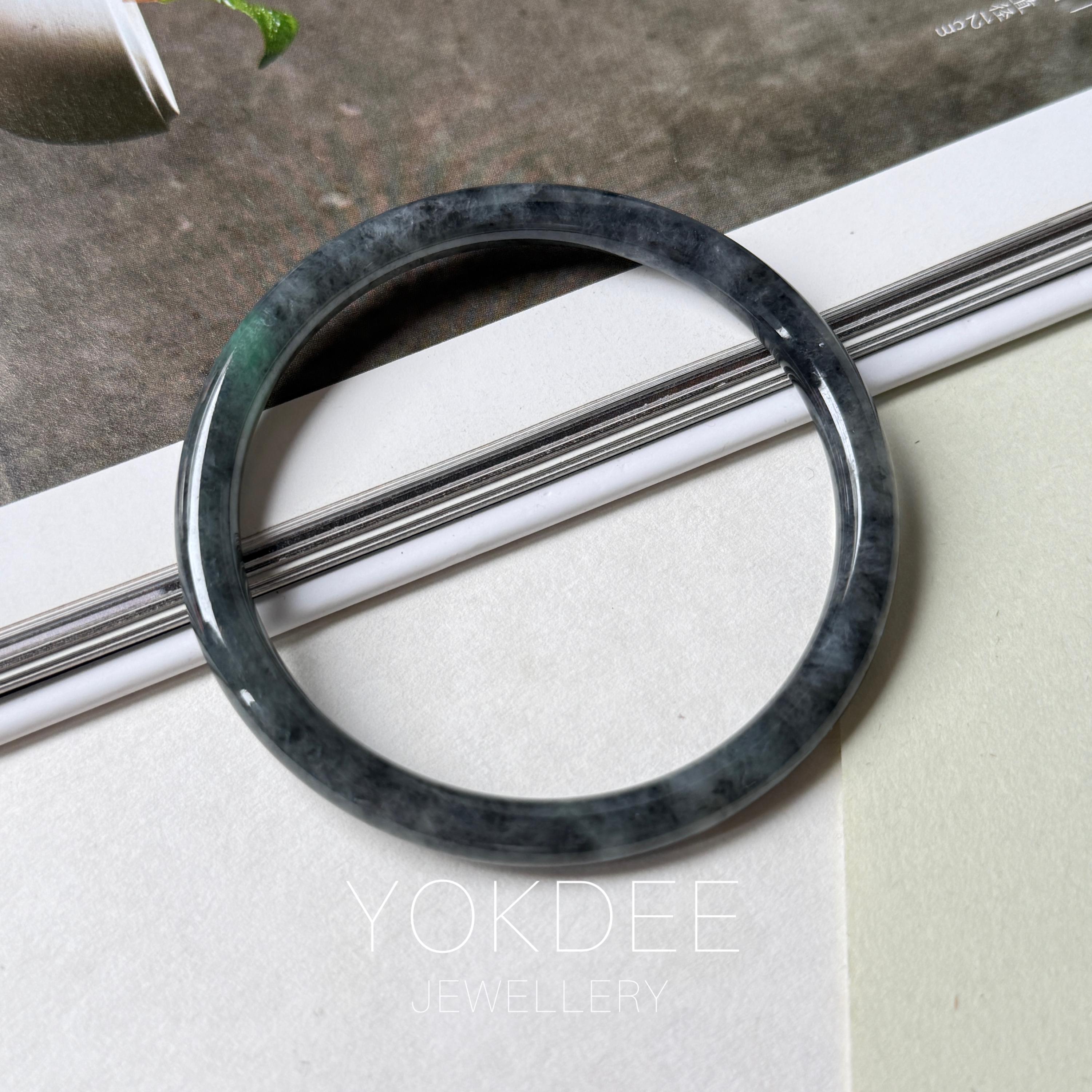 55.3mm Aグレード 天然ブラックインペリアルグリーン翡翠