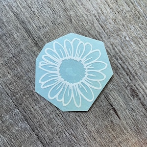 Simple Daisy - 1.5&quot; Wide Glossy White Flower Decal for Car Window, Laptop, Phone Case, Rear View Mirror, and More! Permanent Bumper Sticker
