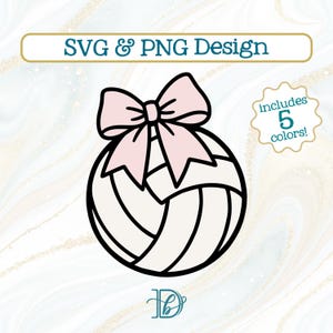 Op de afbeelding: Een digitaal grafisch ontwerp met een witte volleybal met dikke zwarte omlijningen, bekroond met een lichtroze strik. De tekst luidt SVG & PNG Design en includes 5 colors! Een gestileerd DB-logo bevindt zich onderaan de afbeelding.